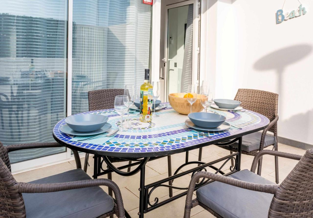 Monterey House Playa Blanca Villa ภายนอก รูปภาพ
