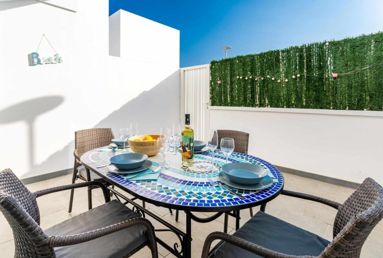 Monterey House Playa Blanca Villa ภายนอก รูปภาพ